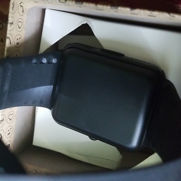 Sleek Programmable Black Smart watch - Picture 5 of 6